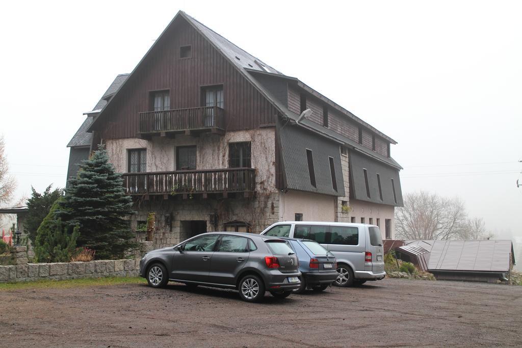 Hotel Na Vyhlidce Корженов Экстерьер фото